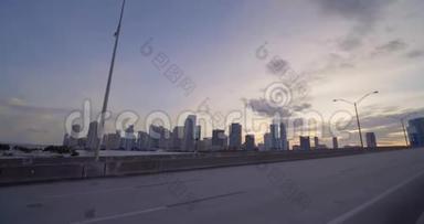 迈阿密市中心从桥4k60p的<strong>运动视频</strong>视图